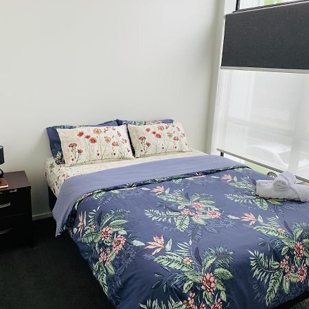 Auckland Homestay Near Airport-Room With En-Suite, Free Parking Papakura Exterior foto